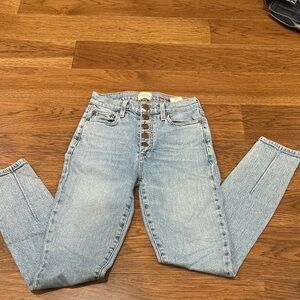 Alice and Olivia High-Rise Light Blue Button-Fly skinny Women’s Jeans